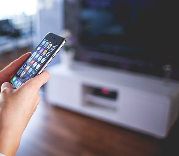 Sterowanie systemem monitoringu z aplikacji na smartfonie